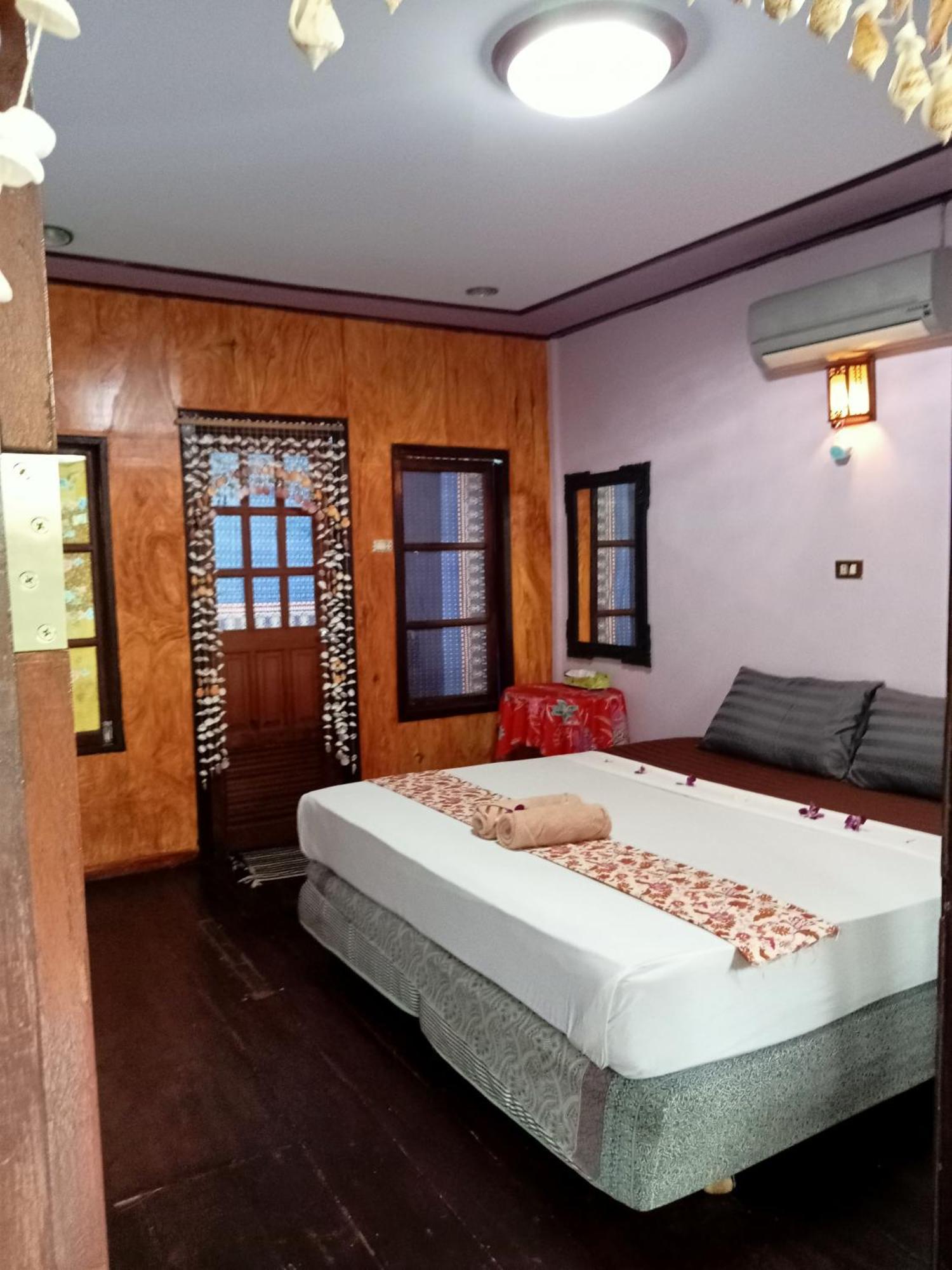 P P Garden Home Bungalow Islas Phi Phi Habitación foto
