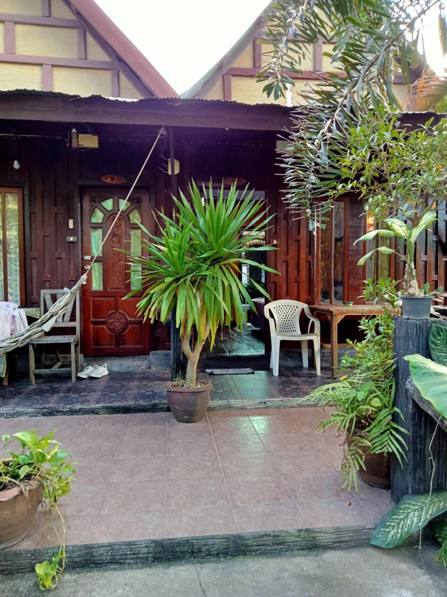 P P Garden Home Bungalow Islas Phi Phi Habitación foto